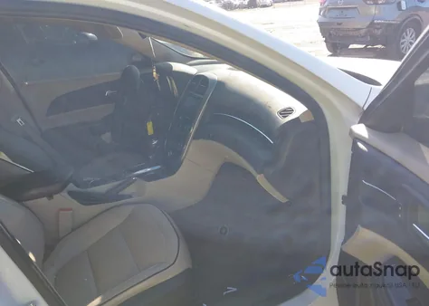 2015 Chevrolet Malibu 2Lt из США, поврежденный, VIN 1G11D5SL8FF177276